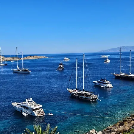 Mykonos Azure Apart Otel Psarrou