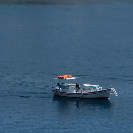 Mykonos Azure Ξενοδοχείο με διαμερίσματα 4*