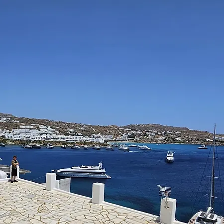 Ξενοδοχείο με διαμερίσματα Mykonos Azure