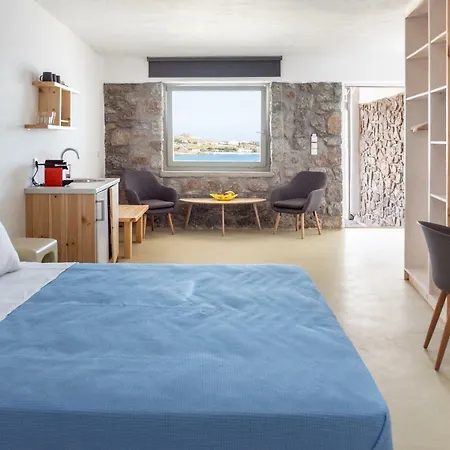 Ξενοδοχείο με διαμερίσματα Mykonos Azure 4*